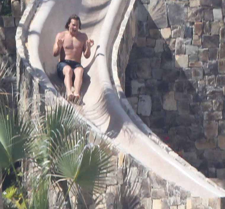 tom-brady-waterslide.jpeg